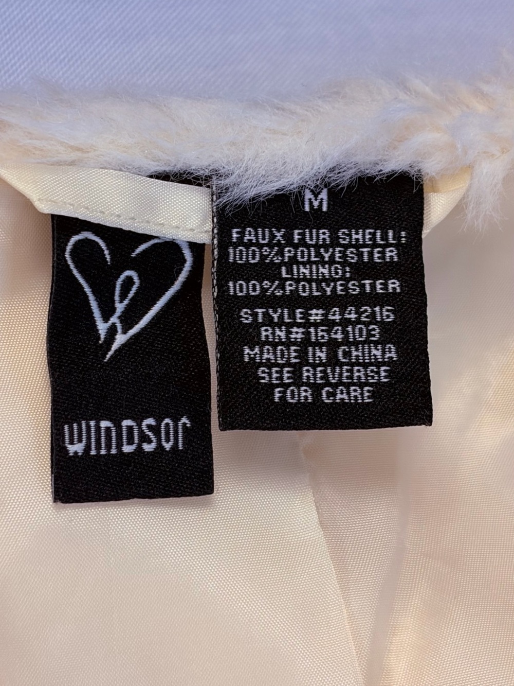 Windsor Women’s Faux Fur Sz M Shaggy Boho Glam Beige Neutral Hook & Eye Closure - Picture 4 of 8